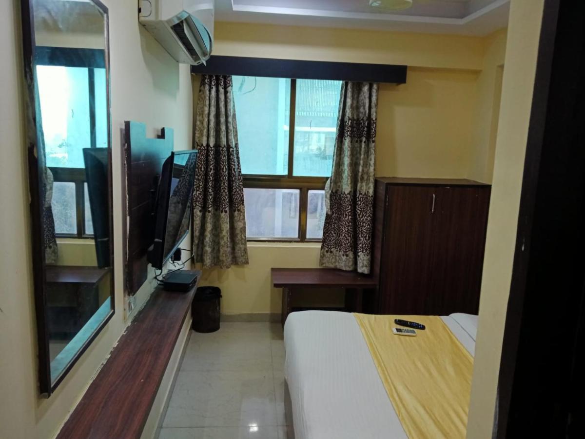 Hotel Dream Inn Ahmedabad Buitenkant foto